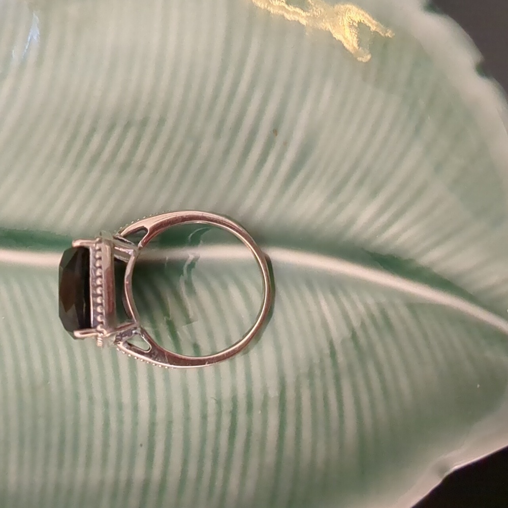 Onyx Stone Ring - Picture 2 of 3